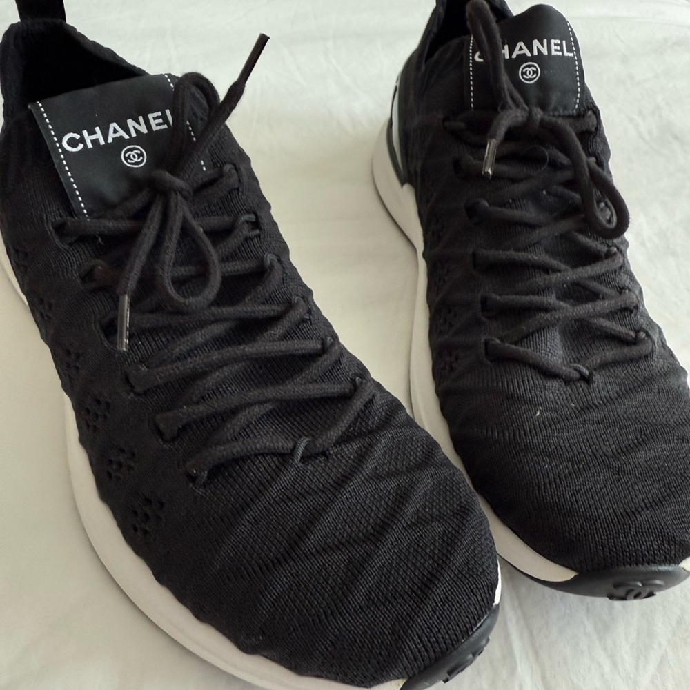 CHANEL Black and White Women’s Sneakers